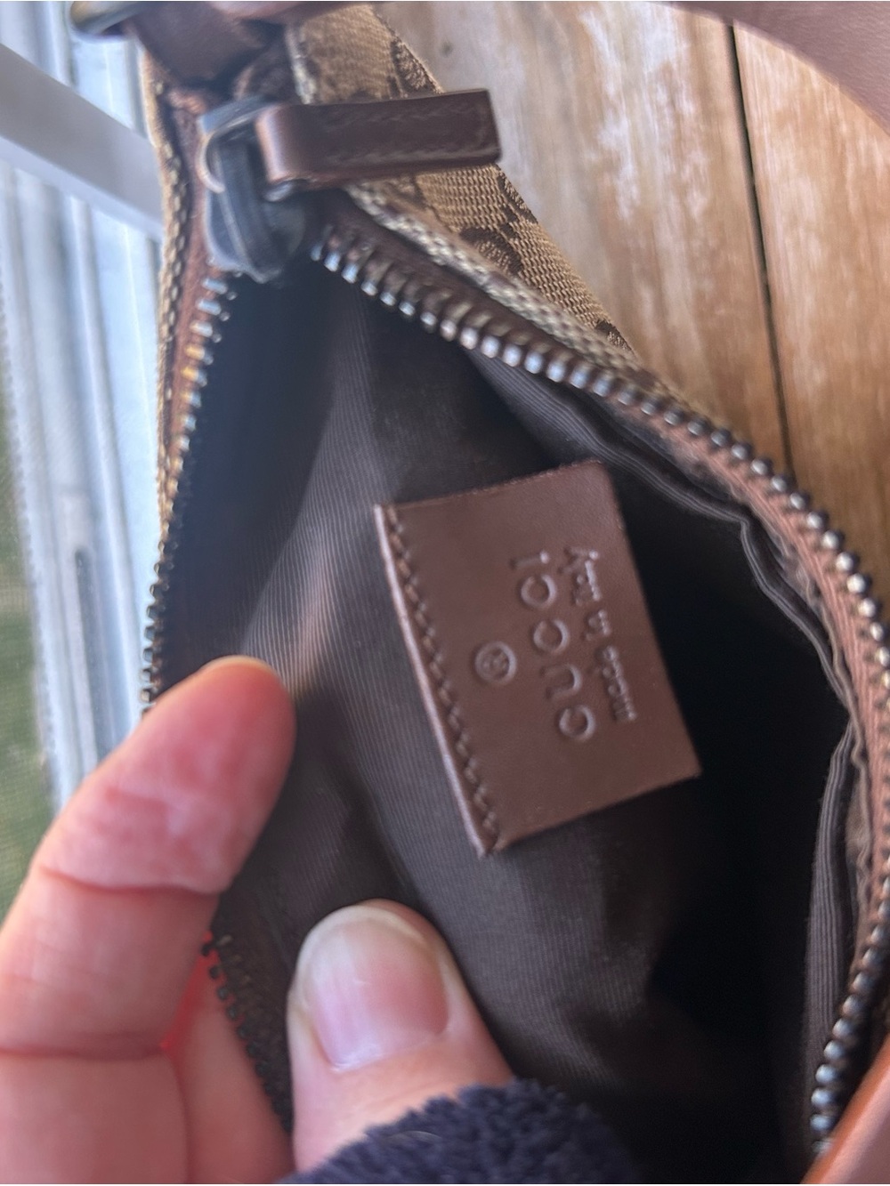 Gucci Beige and Brown Monogram small wrist bag. - Picture 2 of 4